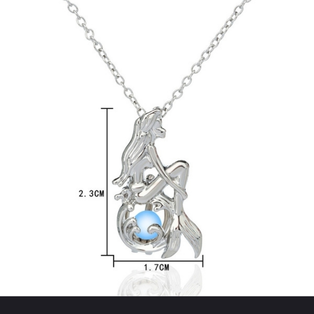 New Mermaid necklace with caged glowing bead - Picture 4 of 8